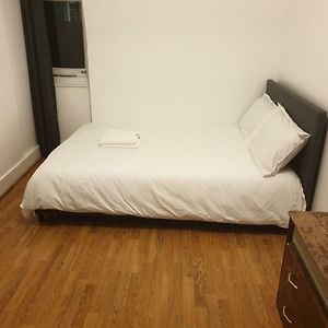 Budget Kamer met een King Size Bed